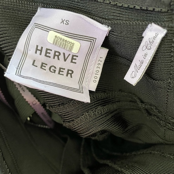 Authentic Herve Leger Black Strapless Sweetheart Bandage Dress size xs - Picture 2 of 3